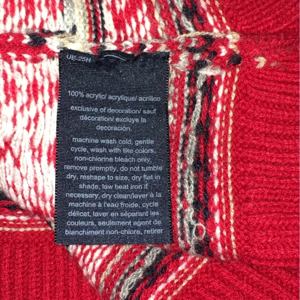 Tommy Hilfiger Red and White Patterned Sweater - Picture 12 of 14